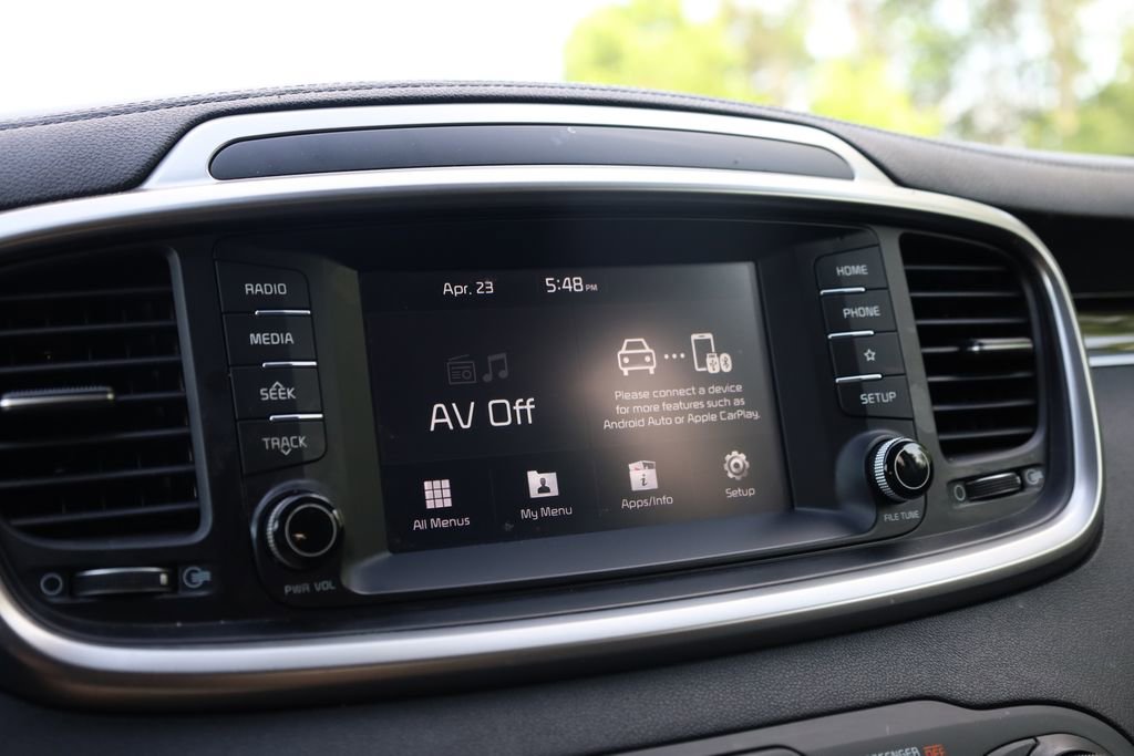 Used 2019 Kia Sorento L FWD image 13
