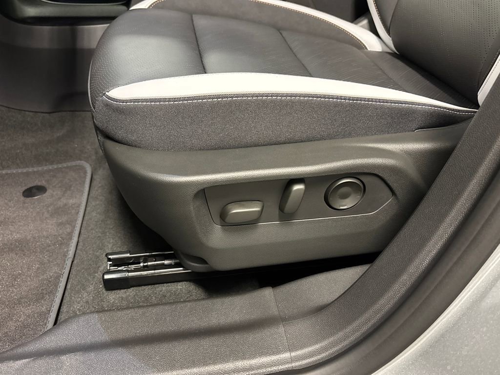 New 2026 Buick Envision Sport Touring image 21