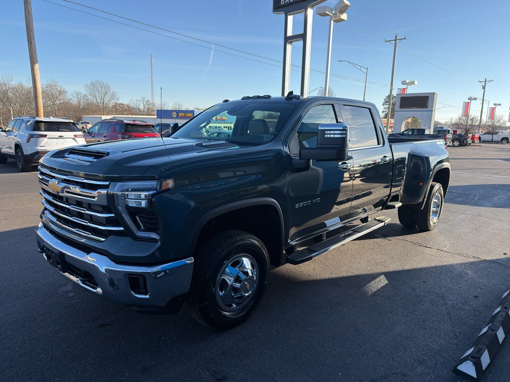New 2026 Chevrolet Silverado 3500 LTZ w/ LTZ Convenience Package image 8