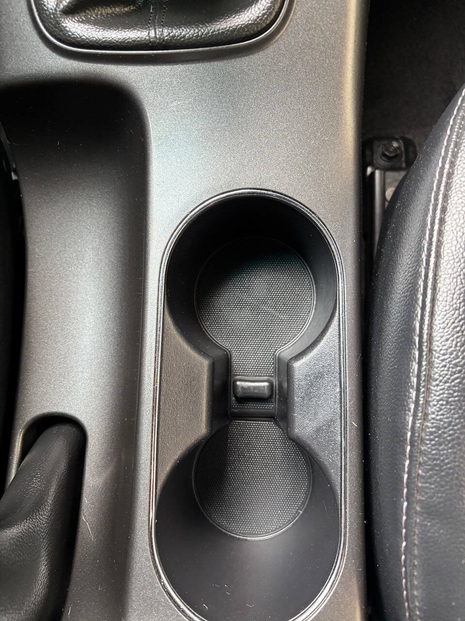 Used 2015 Kia Forte Koup SX FWD image 26