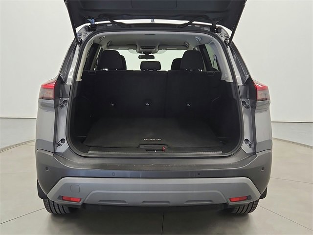 Used 2021 Nissan Rogue SV image 29