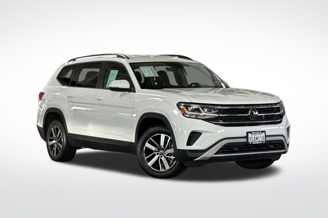 Certified 2023 Volkswagen Atlas SE AWD/4WD image 2