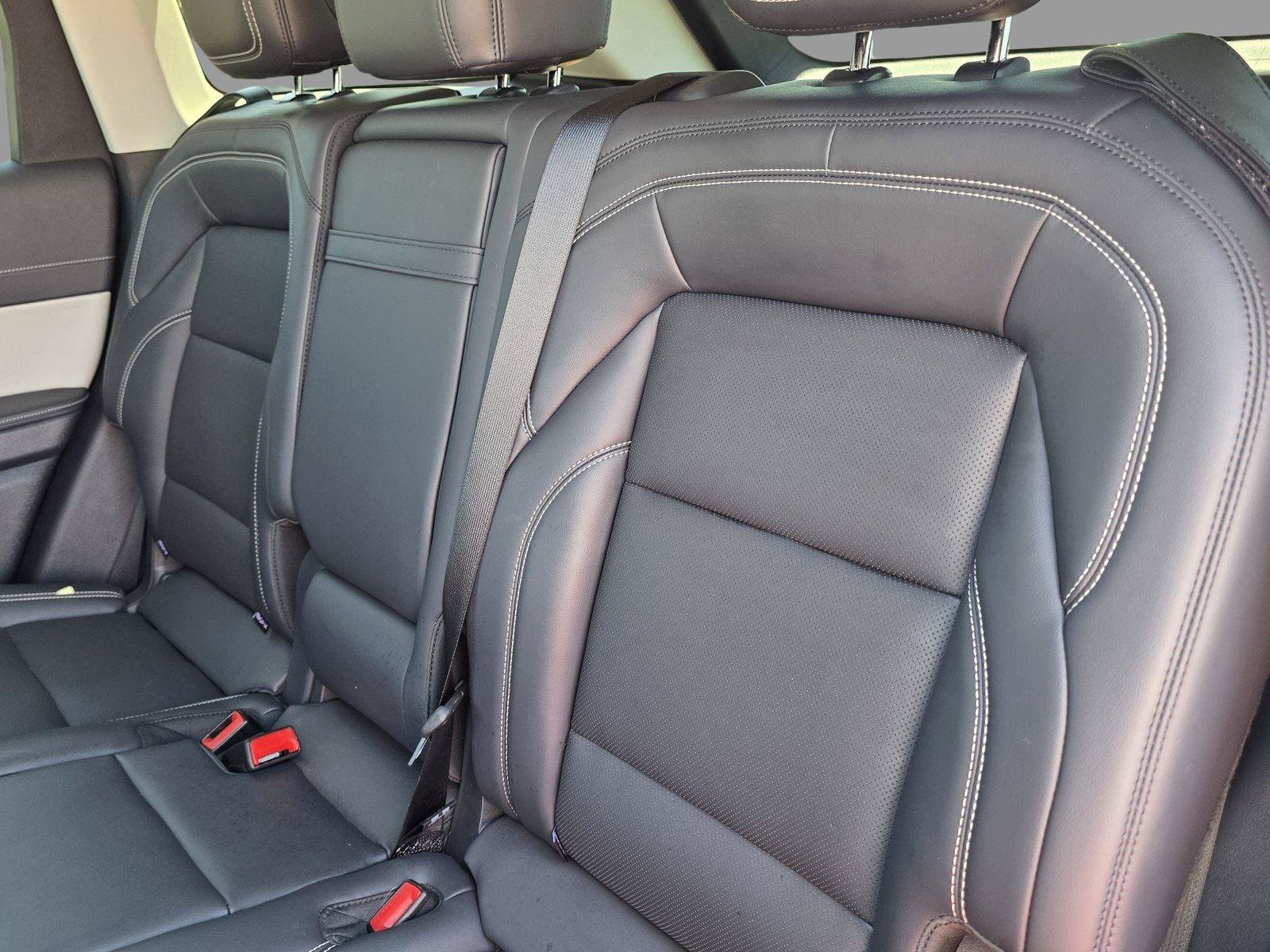 Used 2024 Lincoln Nautilus Premier AWD/4WD image 31