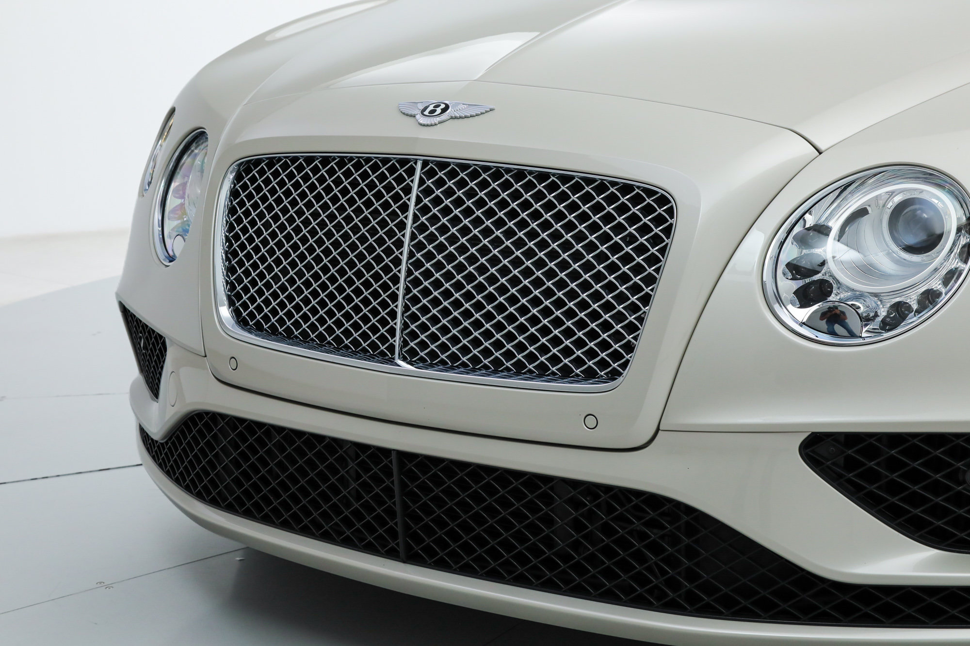 Used 2016 Bentley Continental GT AWD/4WD image 19