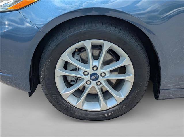 Used 2019 Ford Fusion SE image 22