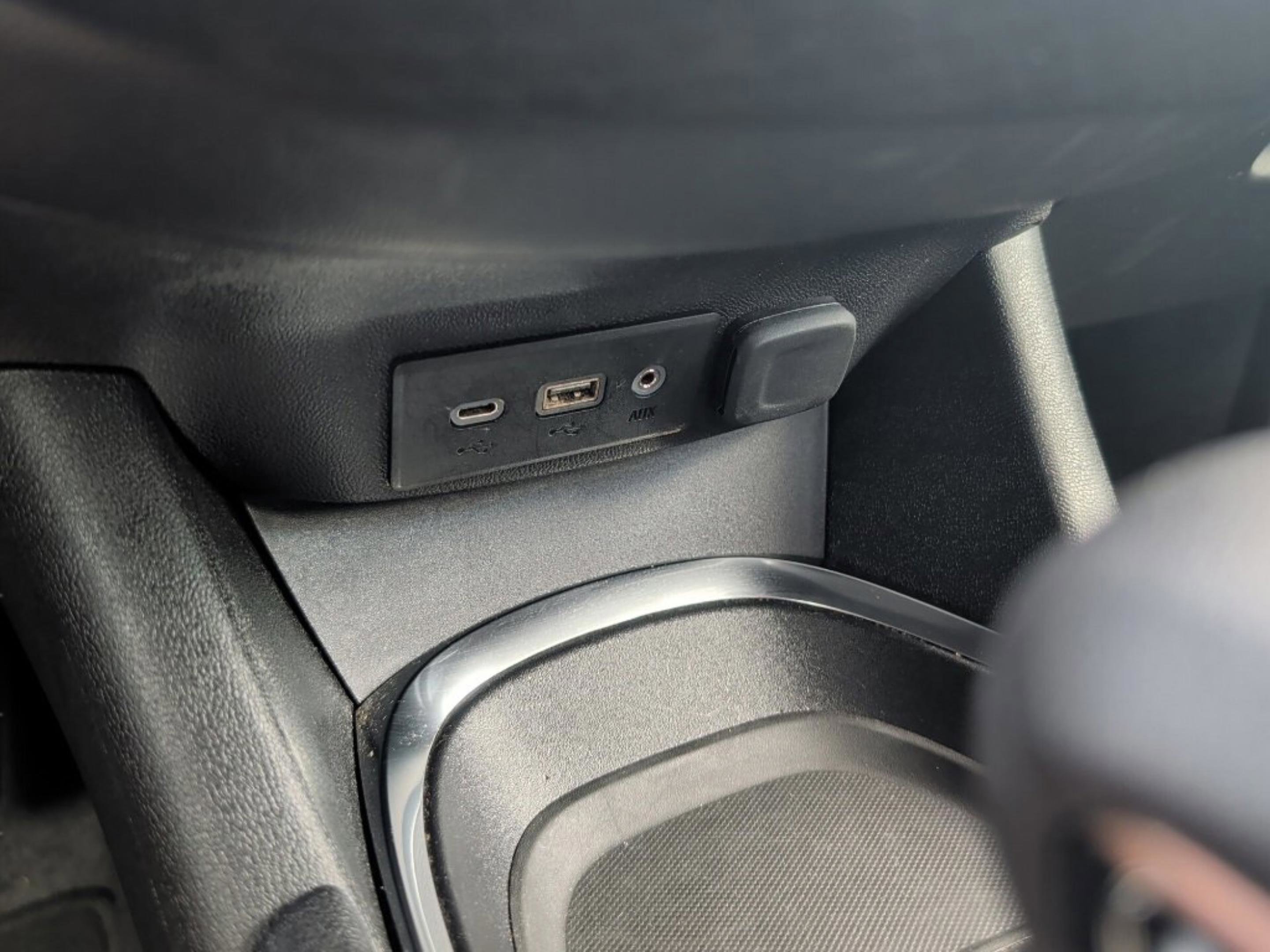 Used 2025 Chevrolet Malibu LT image 12