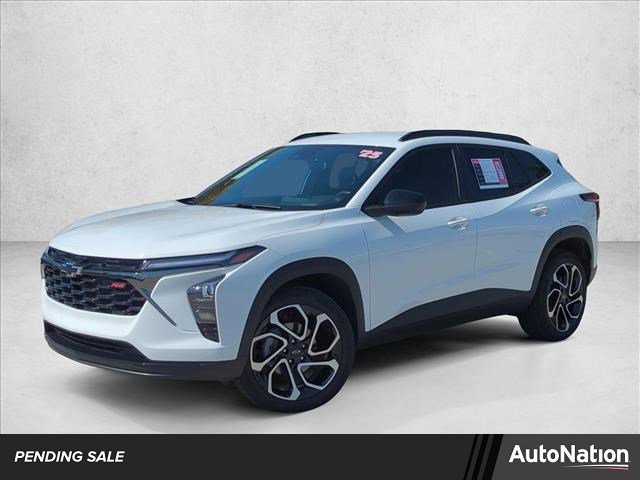 Used 2025 Chevrolet Trax RS