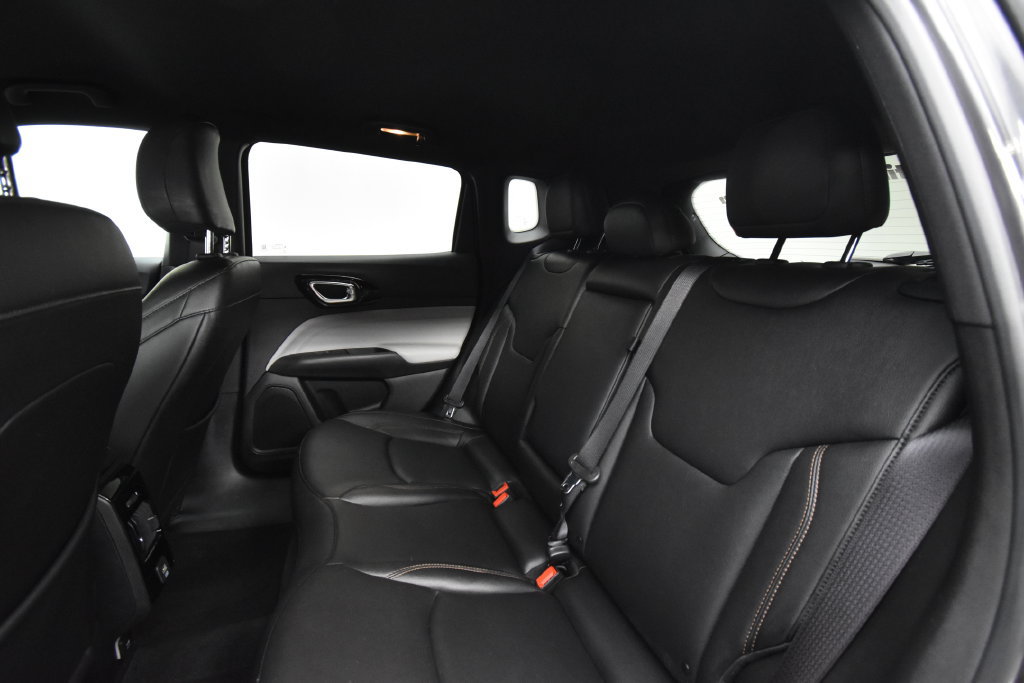 Used 2024 Jeep Compass Limited AWD/4WD image 17