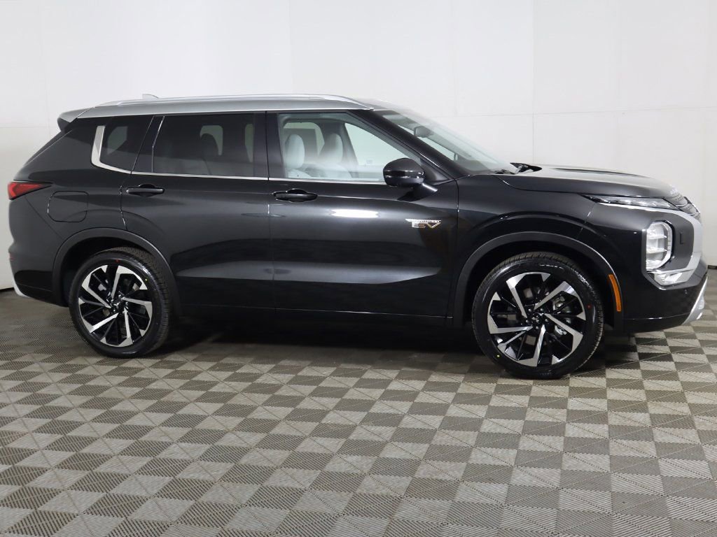 New 2025 Mitsubishi Outlander SEL AWD/4WD image 19