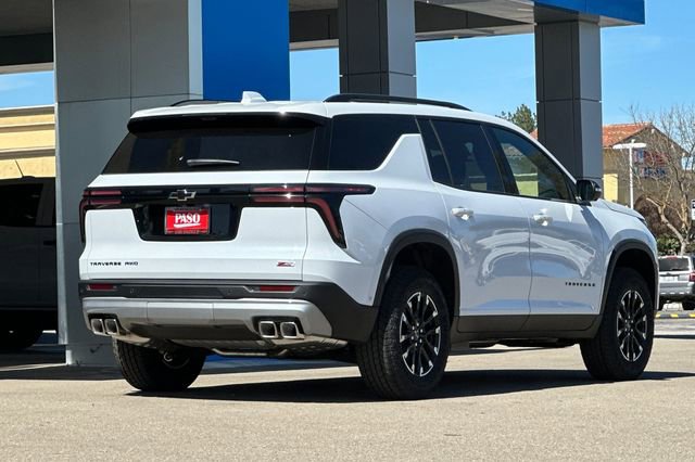 New 2026 Chevrolet Traverse Z71 w/ Enhanced Driving Package image 5