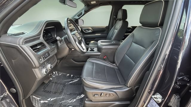 Used 2023 GMC Yukon XL SLT AWD/4WD image 18