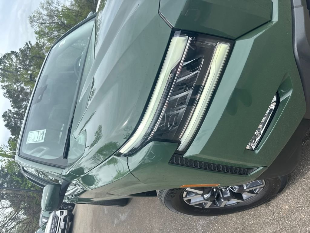 Certified 2024 Nissan Frontier SL image 35