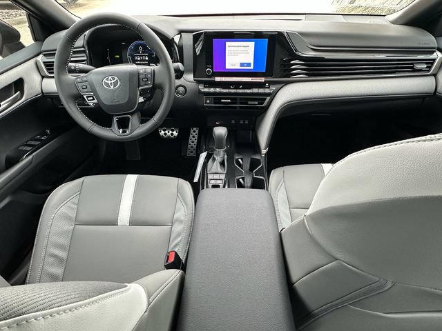 Used 2026 Toyota Camry SE w/ Convenience Package FWD image 9