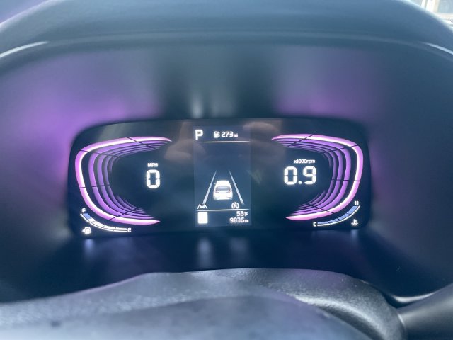 Used 2025 Kia Soul LX w/ LX Technology Package FWD image 9