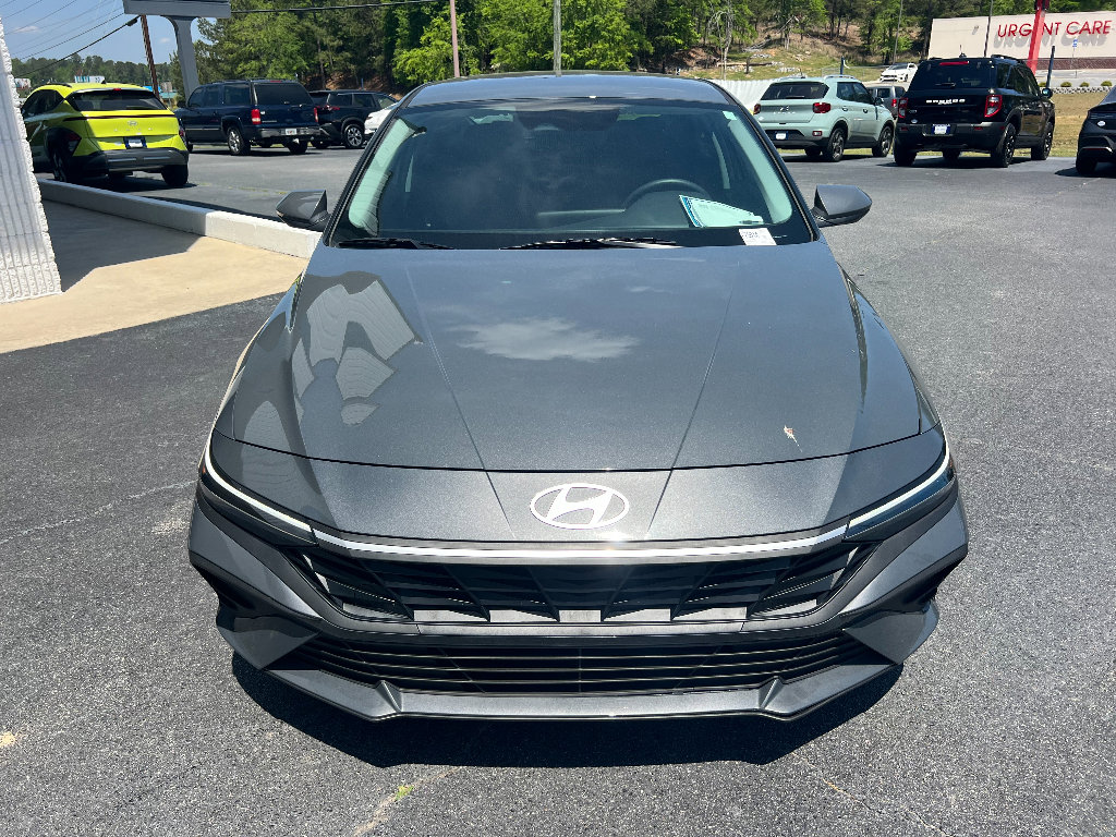 Used 2026 Hyundai Elantra SE image 9