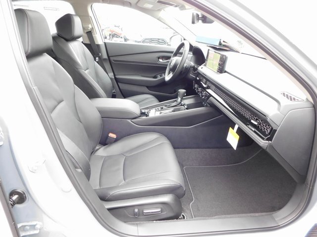 New 2025 Honda Accord Touring image 18