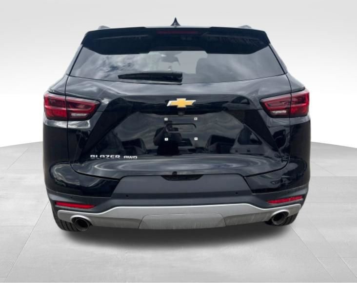 Used 2024 Chevrolet Blazer LT w/ Convenience Package image 6