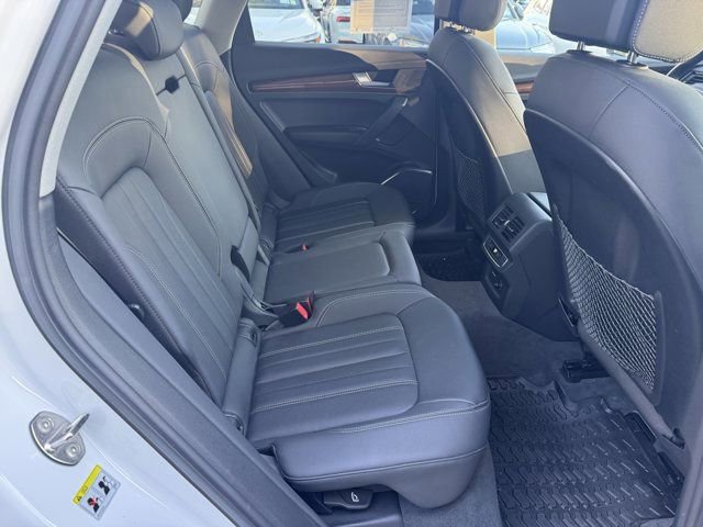 Used 2022 Audi Q5 2.0T Premium AWD/4WD image 31