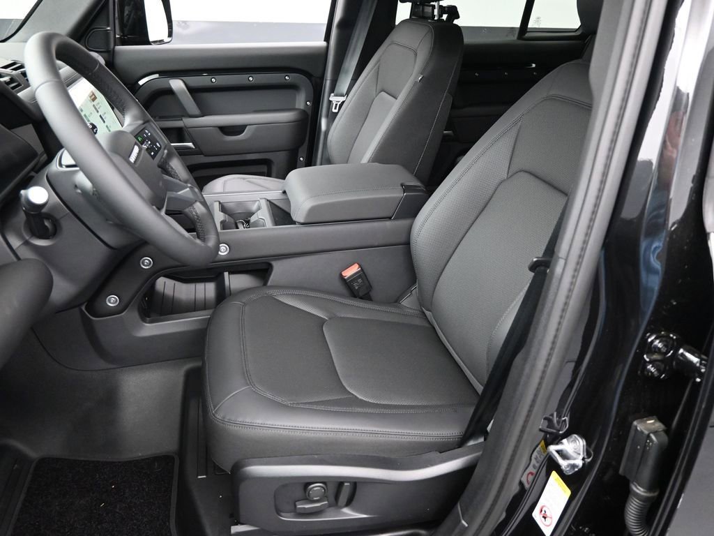New 2026 Land Rover Defender 110 S AWD/4WD image 5