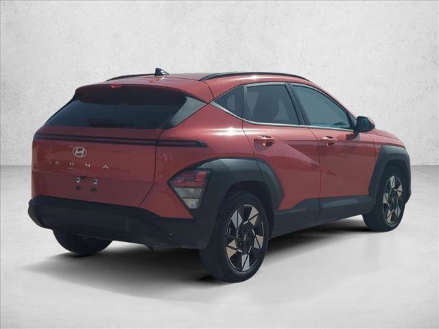 Used 2025 Hyundai Kona SEL image 5