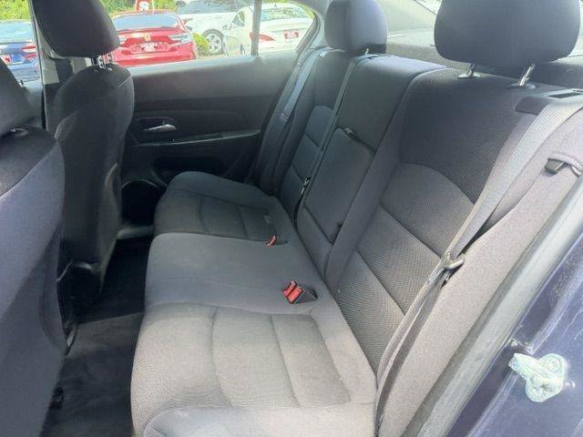 Used 2014 Chevrolet Cruze LT FWD image 14