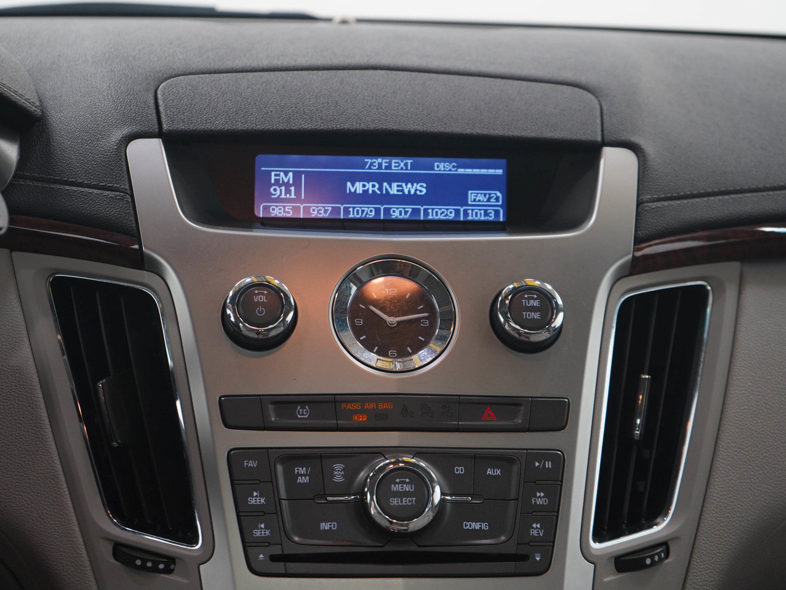 Used 2011 Cadillac CTS Luxury AWD/4WD image 18