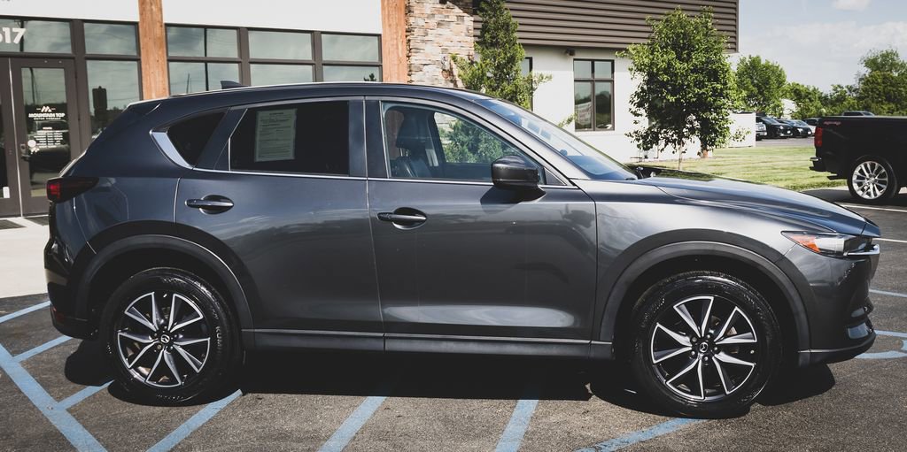 Used 2018 MAZDA CX-5 Touring w/ Preferred Equipment Package AWD/4WD image 11