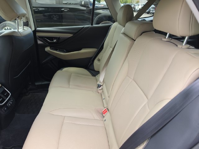 Used 2022 Subaru Outback Limited AWD/4WD image 14