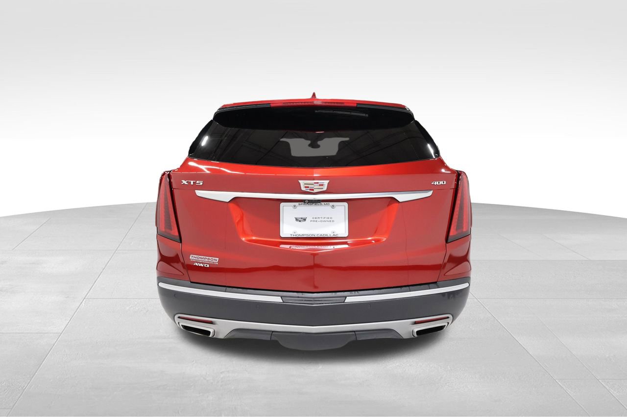 Used 2025 Cadillac XT5 Premium Luxury w/ Technology Package AWD/4WD image 3