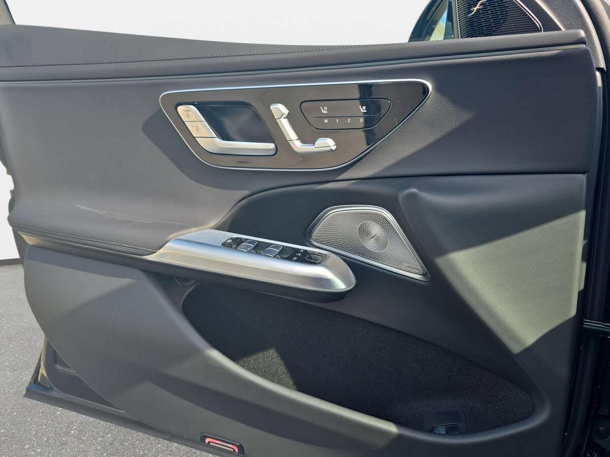 New 2026 Mercedes-Benz E 350 4MATIC Sedan image 26
