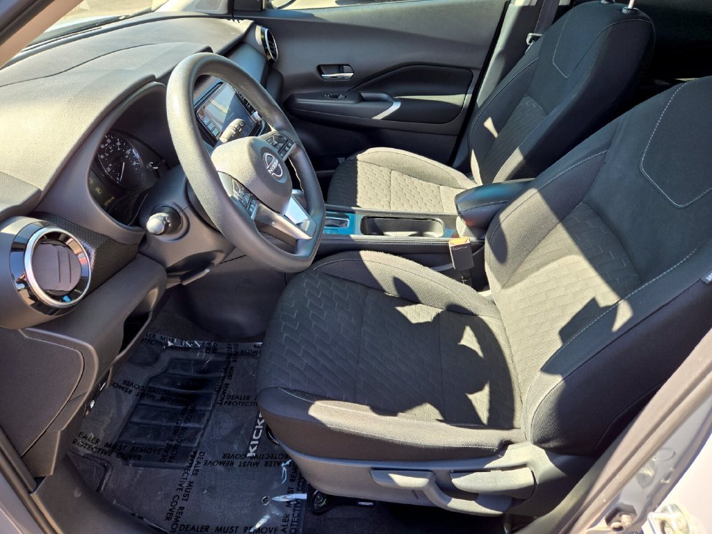 Used 2023 Nissan Kicks SV FWD image 10