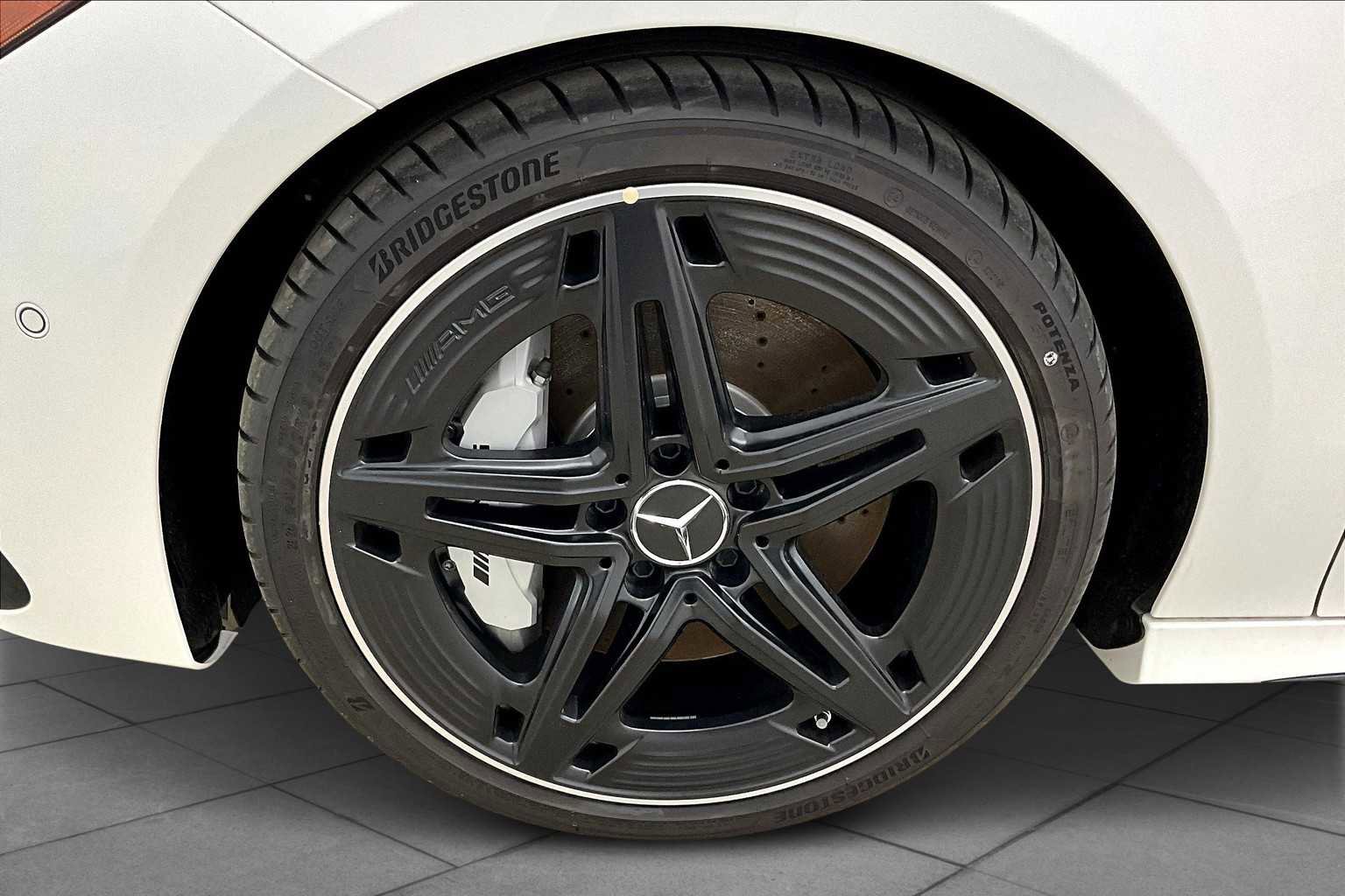 New 2025 Mercedes-Benz CLA 35 AMG 4MATIC image 11