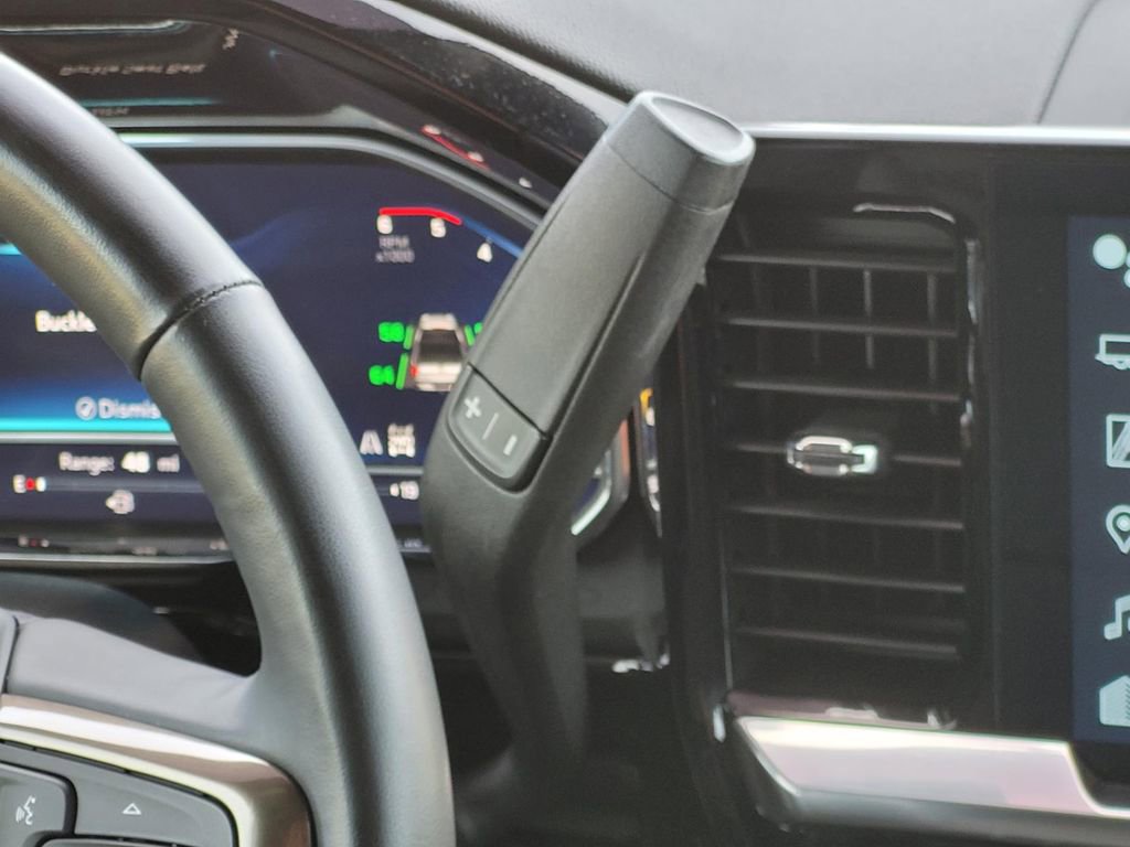 Used 2024 Chevrolet Silverado 3500 High Country w/ Technology Package image 19