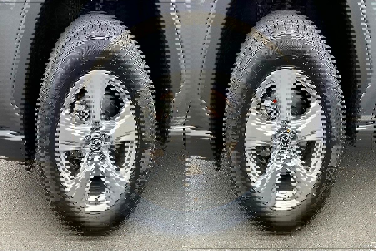 Used 2024 Toyota RAV4 XLE image 4