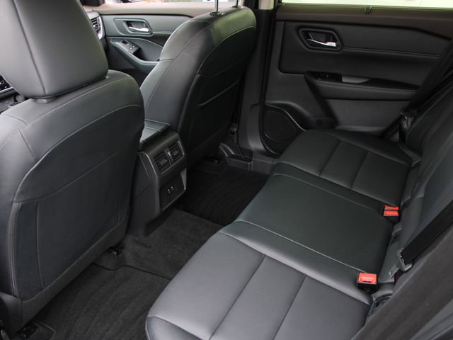 Certified 2023 Nissan Rogue SV w/ SV Premium B Package AWD/4WD image 29