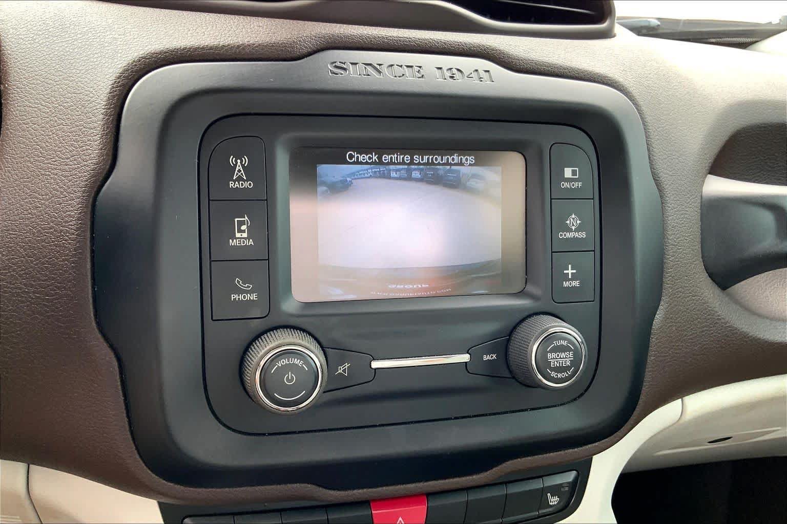 Used 2015 Jeep Renegade Limited AWD/4WD image 26