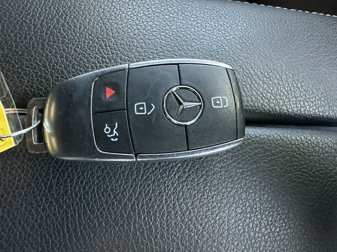 Used 2025 Mercedes-Benz GLA 250 4MATIC image 28
