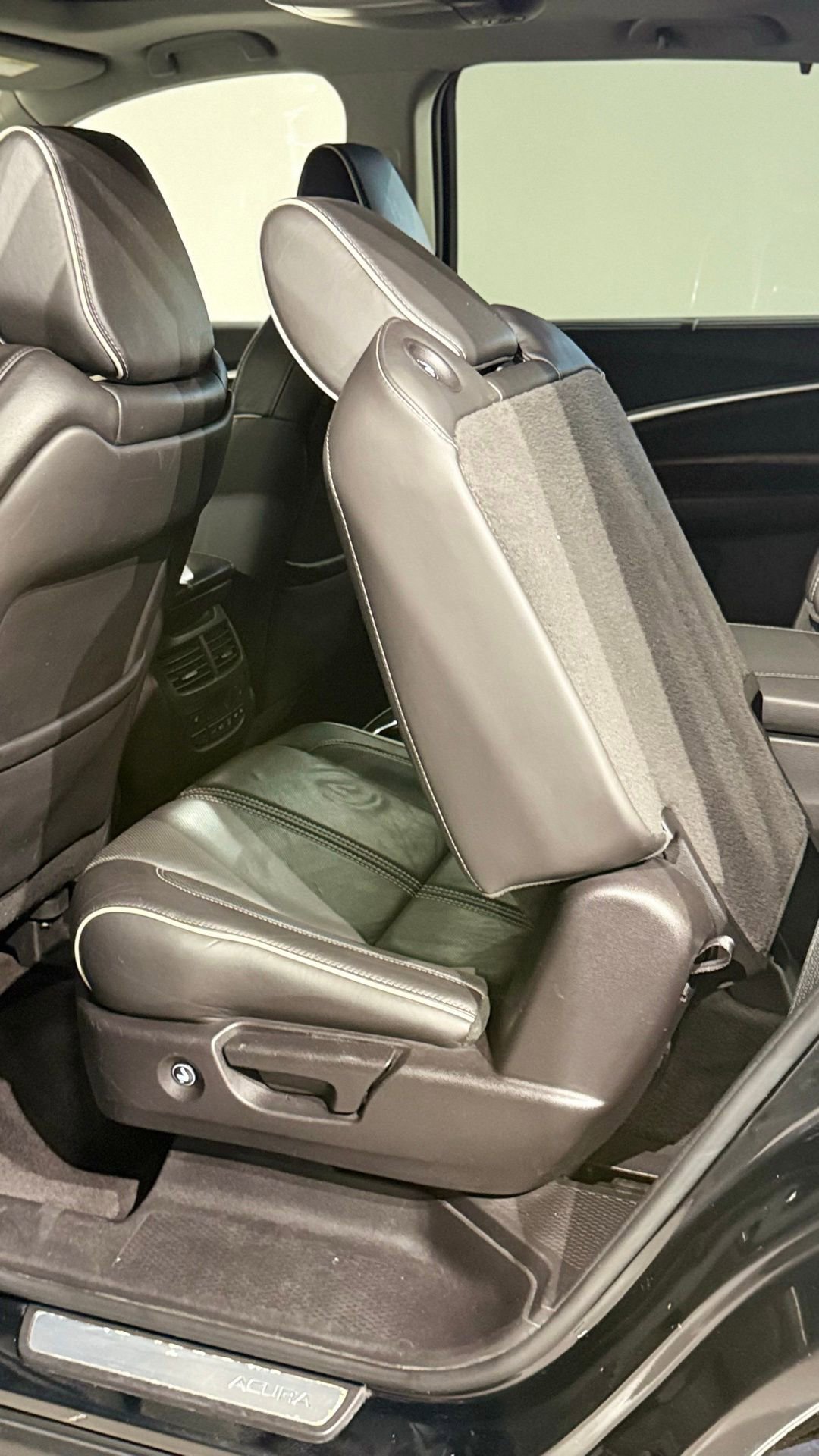 Used 2017 Acura MDX SH-AWD w/ Advance Package image 57