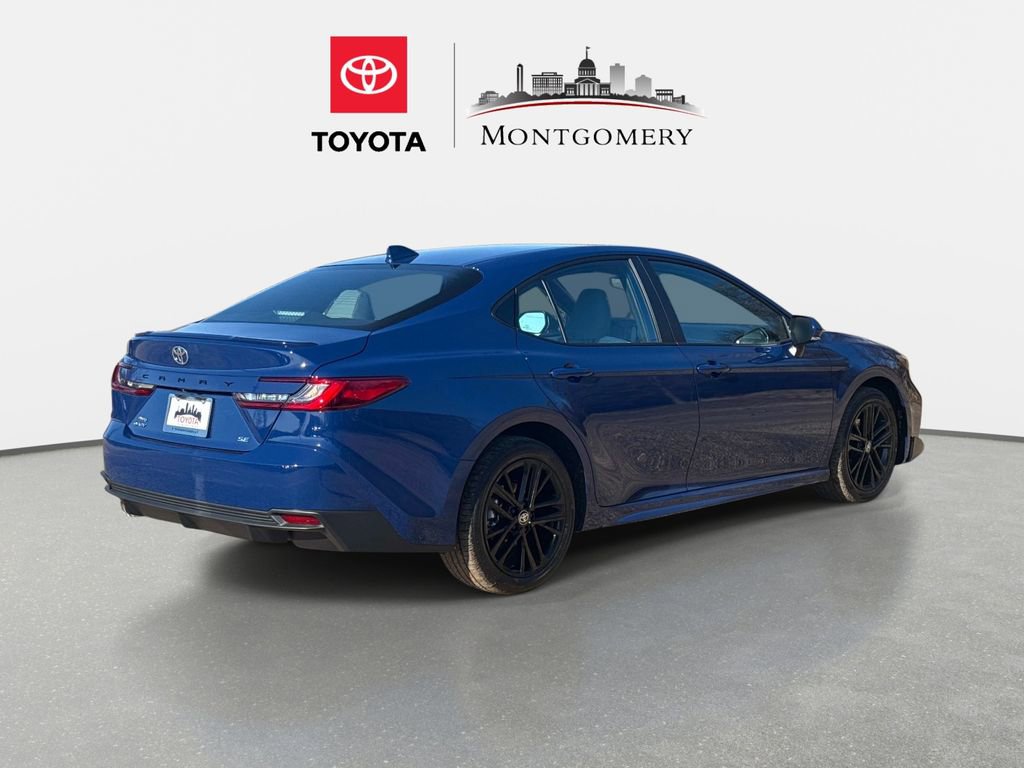 Used 2026 Toyota Camry SE w/ Convenience Package image 3
