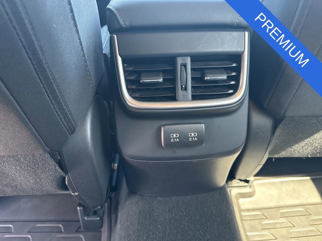 Used 2022 Subaru Outback Premium image 26