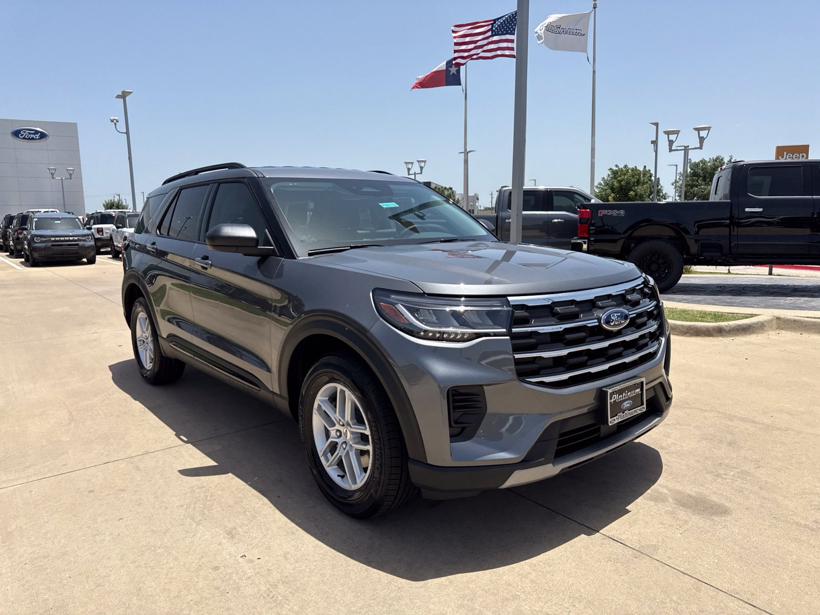 New 2026 Ford Explorer Active AWD/4WD image 8