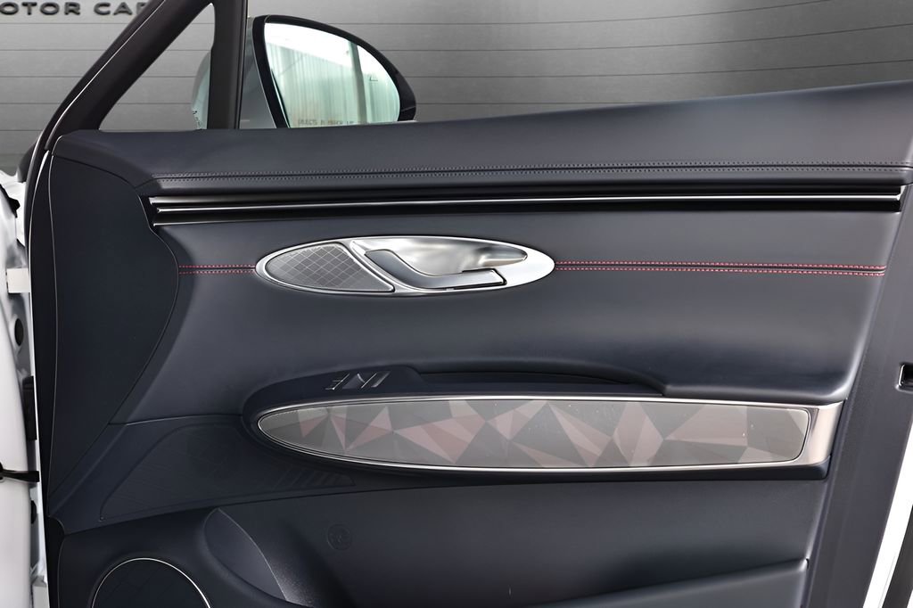 Used 2024 Genesis GV70 3.5T Sport w/ Sport Advanced Package image 78