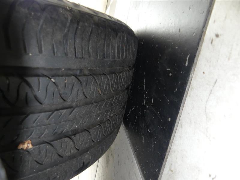 Used 2024 Tesla Model Y 2WD image 33