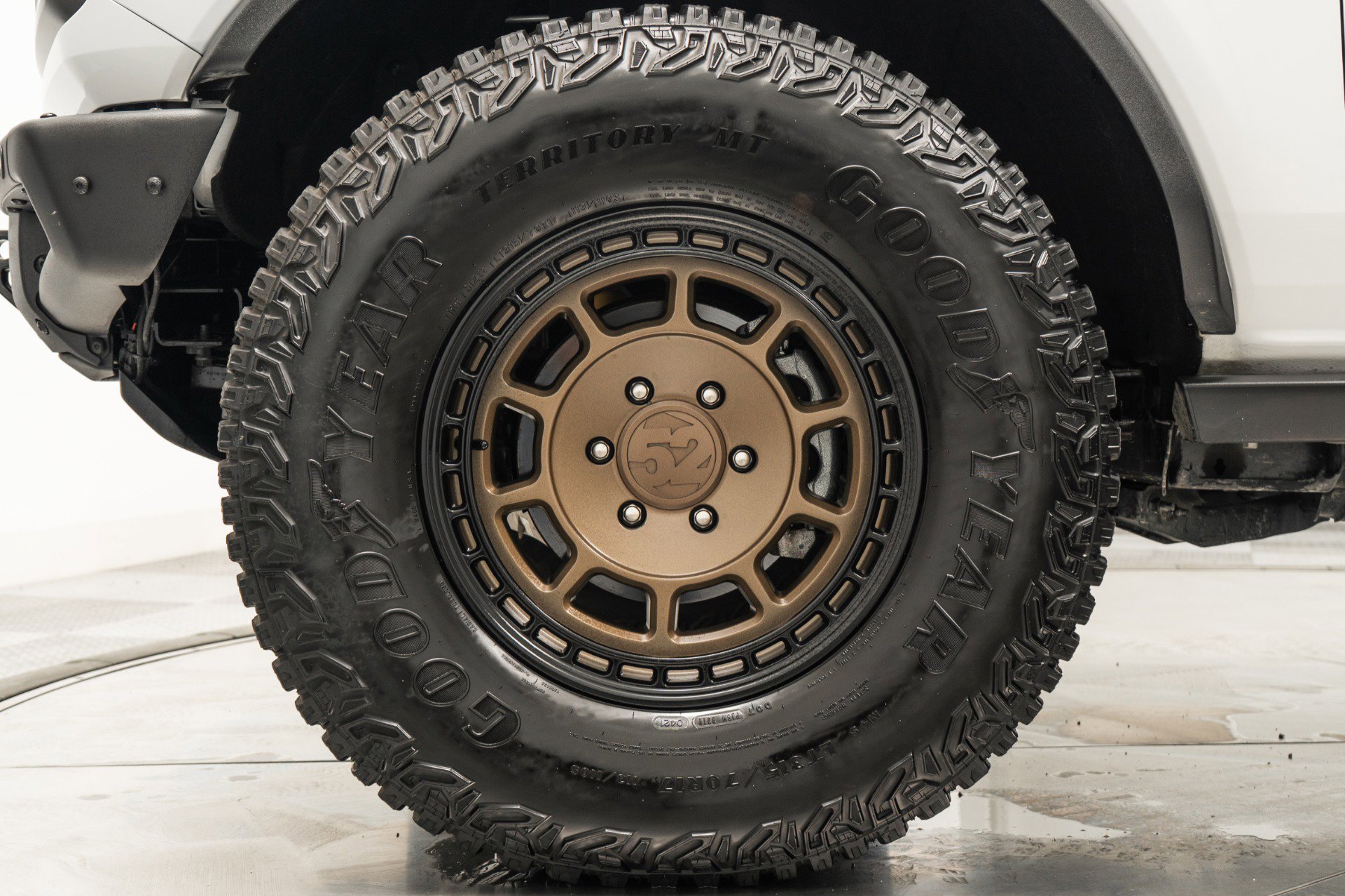 Used 2021 Ford Bronco Badlands image 10