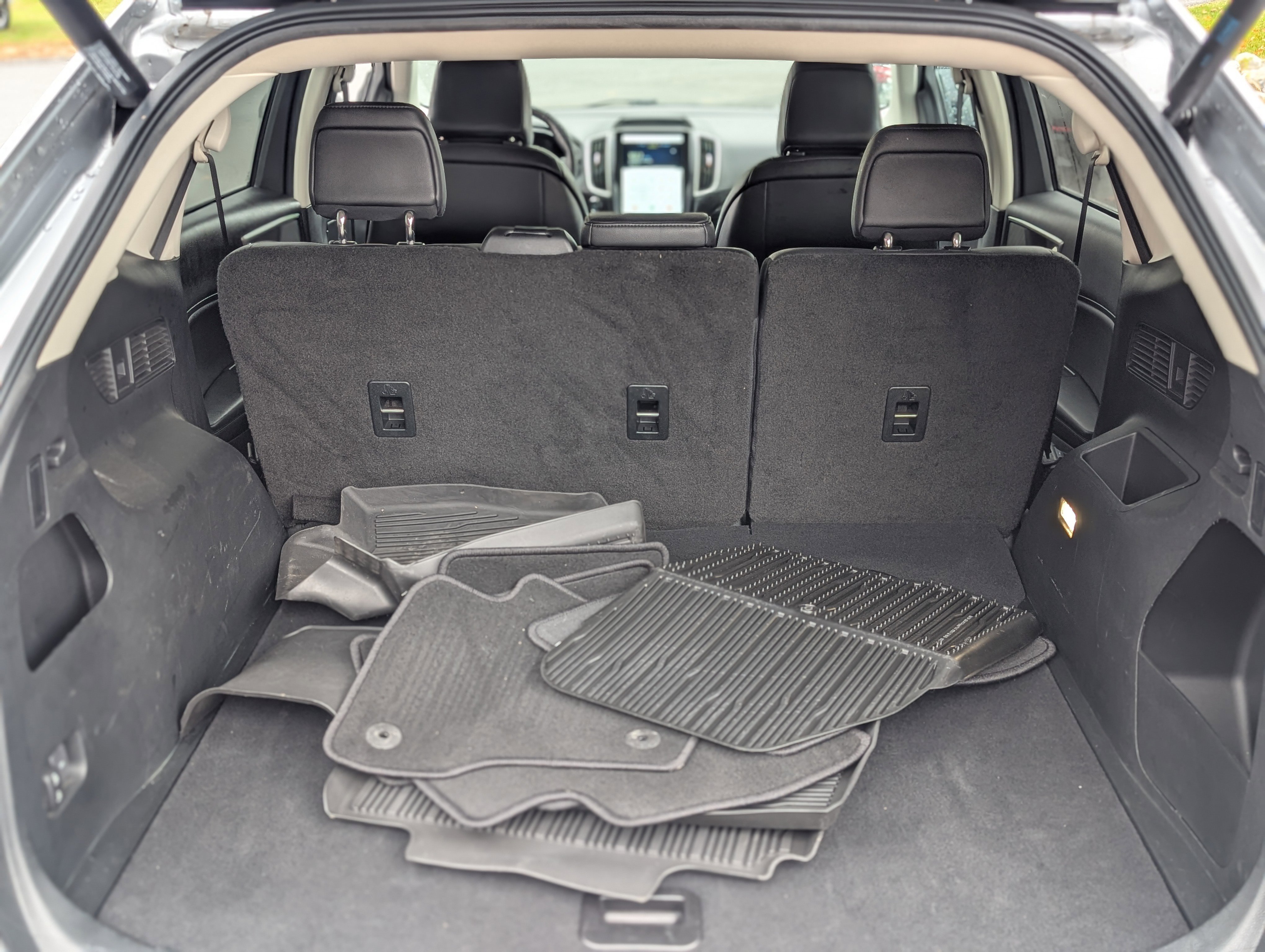 Used 2022 Ford Edge SEL w/ Convenience Package image 36