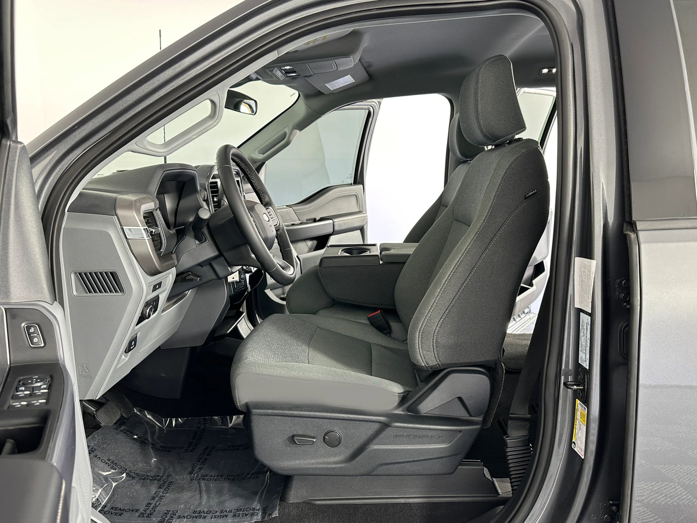 Used 2025 Ford F150 XLT w/ Equipment Group 301A Standard AWD/4WD image 24