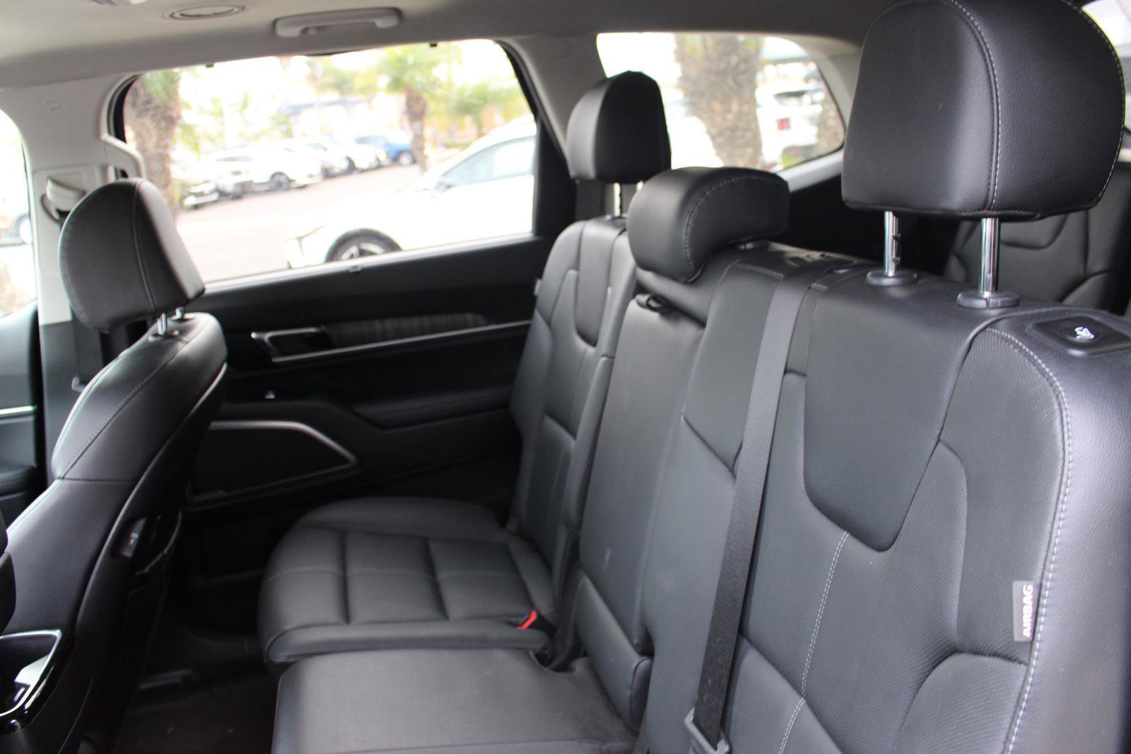 Certified 2024 Kia Telluride EX image 31