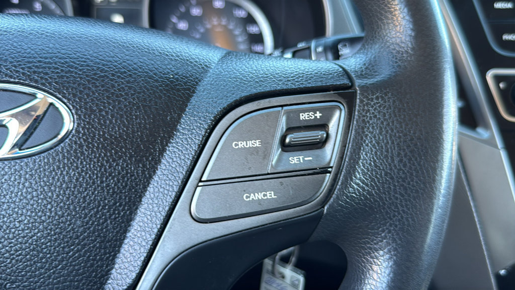 Used 2018 Hyundai Santa Fe Sport FWD image 32