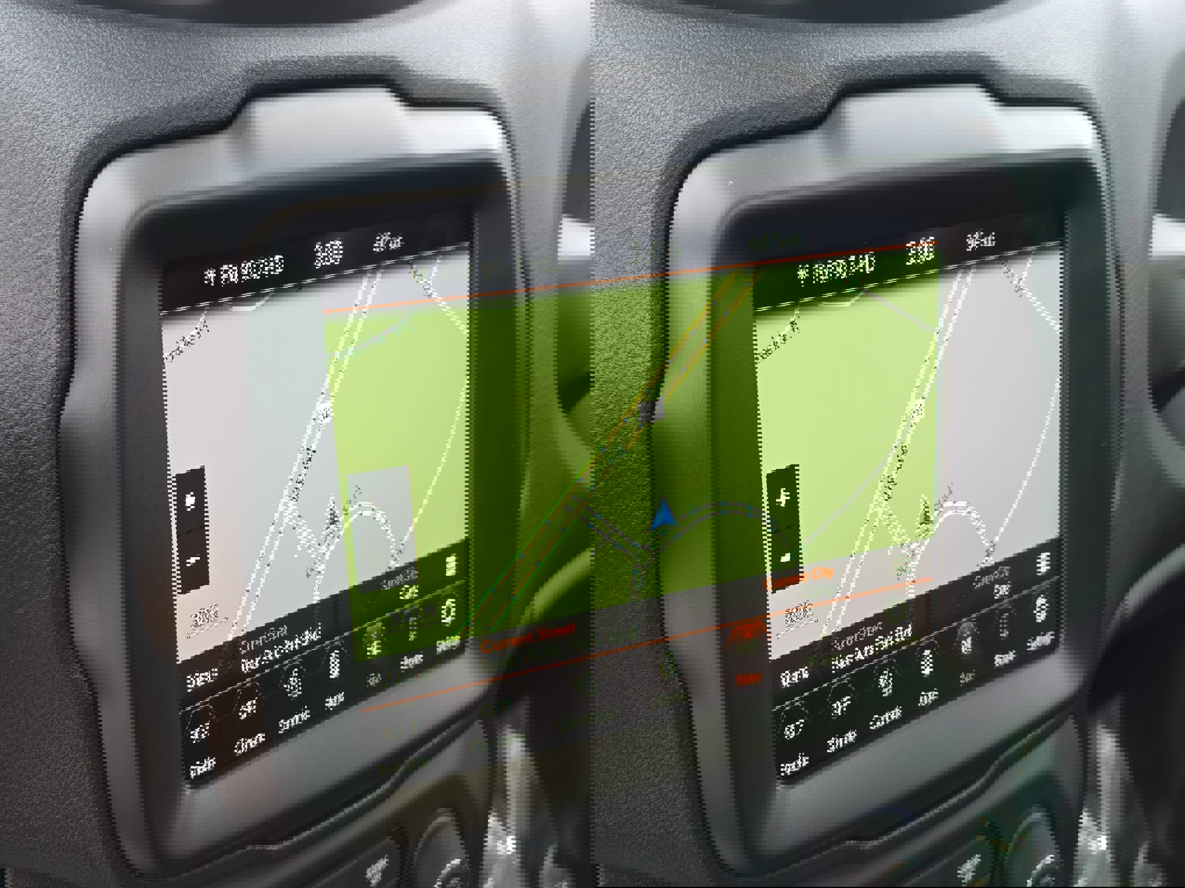 Certified 2023 Jeep Renegade Limited w/ Sun/Sound Group AWD/4WD image 18