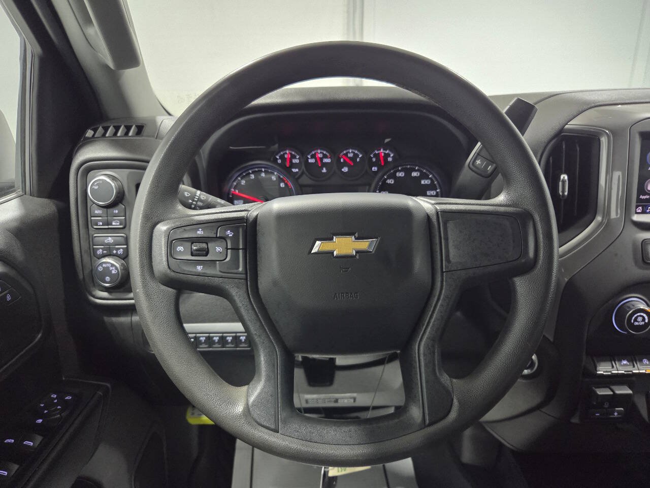 Used 2024 Chevrolet Silverado 1500 W/T w/ Trailering Package AWD/4WD image 13